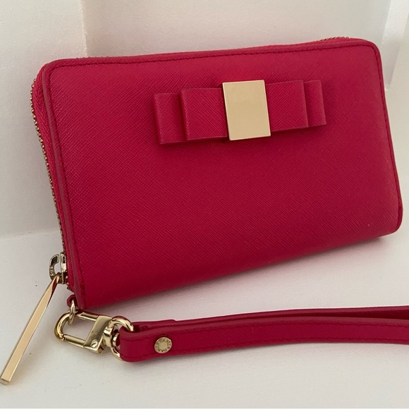 Danier Pink Leather Wristlet Wallet - Picture 10 of 10